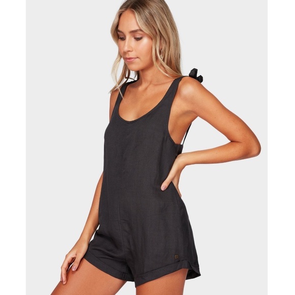 Billabong Pants - 🔥🔥BILLABONG - KAUAI PLAYSUIT🔥🔥